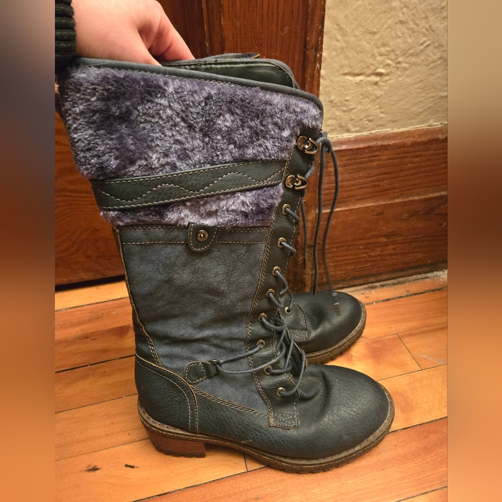 ✨ FJORD Faux Fur Lined Winter Boots – Blue/Grey Lace-Up – Foldover Style – Size